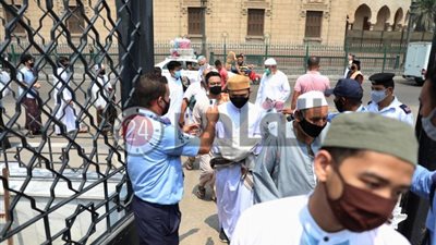 “بحوث الرأي العام” يجري استطلاعاً بشأن تقييم جهود الحكومة في مواجهة فيروس كورونا