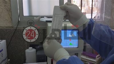 عاجل.. وزيرة الصحة في حميات إمبابة لمتابعة أول التجارب السريرية على لقاح كورونا