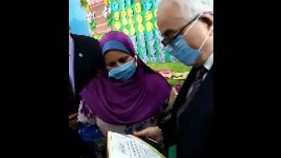 سيدة القطار تطالب بإعادة تكليف المعلمين مرة أخرى: المدرس زي الطبيب