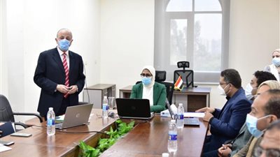 وزيرة الصحة: 4 امتحانات تدريبية لتأهيل الأطباء على منظومة الامتحان القومي لمزاولة المهنة