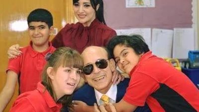 محمد صبحي يدعم الأطفال ذوي الاحتياجات الخاصة على طريقته الخاصة (صور)