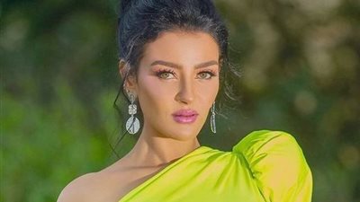 هبة الأباصيري: الرجال تخاف من مصارحتي بالحب (فيديو)