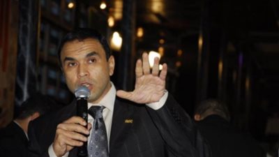 مالا تعرفه عن مدحت بركات رجل الأعمال | أبرز المعلومات عنه