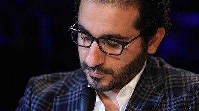 أحمد حلمي: “ولا حد من عيالي قريب مني”