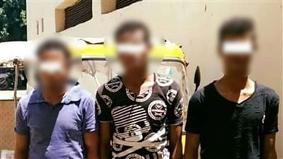الإعدام والمؤبد والسجن 15 سنة.. جنايات نجع حمادي تعاقب 3 متهمين قتلوا سائق توك توك بقصد السرقة في قنا