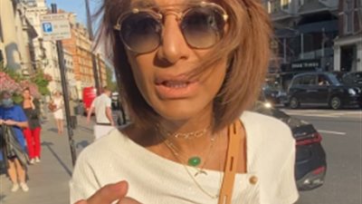 بسمة وهبة تحذر مهاجميها: “أي حد هيقل أدبه عليا همسح بيه بلاط الأرض” (فيديو)