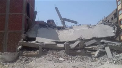 انهيار عقار مخالف على وحدة سكنية وإصابة طفلة في قنا