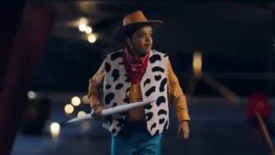 مخرج “كينج سايز” يجتمع بمحمد هنيدي استعدادًا للبدء في تصويره