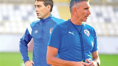 بعد نفي بيراميدز التعاقد مع فايلر.. هل كارتيرون السبب؟