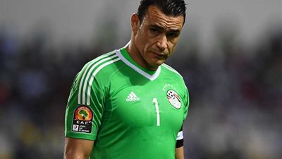 عصام الحضري عن واقعة الفتاة المكسيكية : لم أخرج عن النص