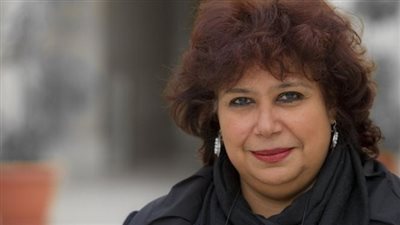 وزيرة الثقافة تكرم رموز الفن وأسر رواده المشاركين في إثراء متحف القومي للمسرح