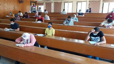 انطلاق مسابقة العباقرة بجامعة بنها