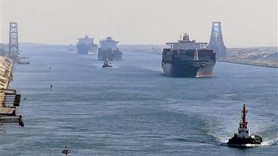 الحكومة تكشف حقيقة تراجع إيرادات قناة السويس 20% بالتزامن مع اتخاذ السفن مسارات بديلة