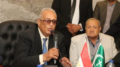 أبو شقة: إبداء الرغبة في العودة لـ”الوفد” من المستقيلين تعد عدولًا عن الاستقالة