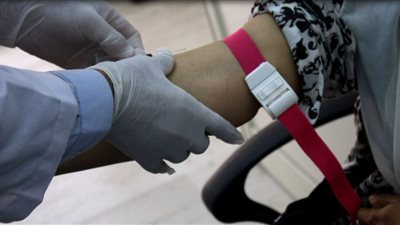 الشركة المنتجة لعقار فيروس كورونا تستعين بمتطوعين صينيين في التجارب السريرية