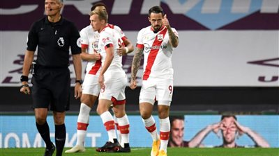 “إنجز” يقود ساوثهامبتون لهزيمة بيرنلي في الدوري الإنجليزي