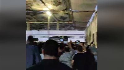 تدافع وشجار بجنازة رجل الأعمال الراحل محمد فريد خميس (فيديو)