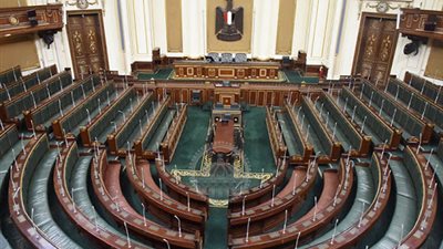 لجنة تلقي طلبات المرشحين لانتخابات النواب بالبحر الأحمر تُعلن أسماء المتنافسين على المقعد الفردي