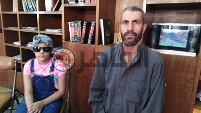 طفلة كفر الشيخ المعذبة على يد ضابط مفصول وزوجته: “حَطِّني في شنطة العربية وهو بيوصلني لأبويا” (فيديو)