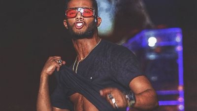 محمد رمضان يروج لحفله بـ”زيد بارك” اليوم (صورة)