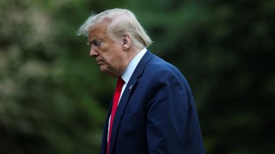 طبيب ترامب: الرئيس لا يحتاج لجهاز تنفس.. ووسائل إعلام: إصابة مدير حملته الانتخابية بكورونا