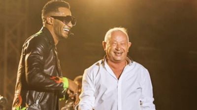 محمد رمضان لنجيب ساويرس بعد وصفه بـ”مايكل جاكسون”: شهادة أعتز بها (صور)