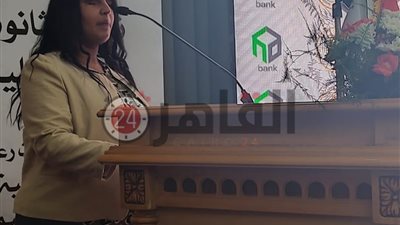 من أوائل الثانوية العامة مكفوفين 2014 للعمل ببنك .. مريم توجه رسالة لطلاب الجامعة