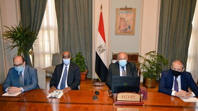 بدعوة ألمانيا والأمم المتحدة.. وزير الخارجية يشارك في اجتماع وزاري حول الأزمة الليبية (صور)