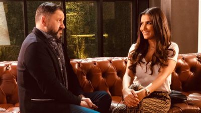 إدوارد عن مي عمر في مسلسلها “لؤلؤ”: “أنا شايف بتتعبي قد إيه” (صورة)