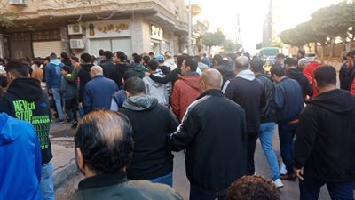 توفي في الملعب.. المئات يشيعون جنازة اللاعب بوبو بالإسكندرية