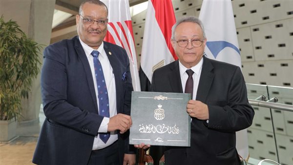 توقيع الاتفاقية 