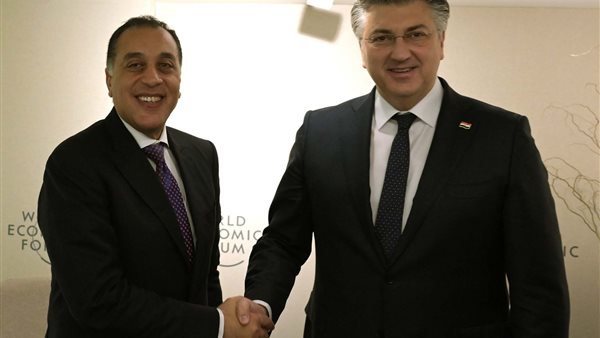 رئيس الوزراء يلتقي