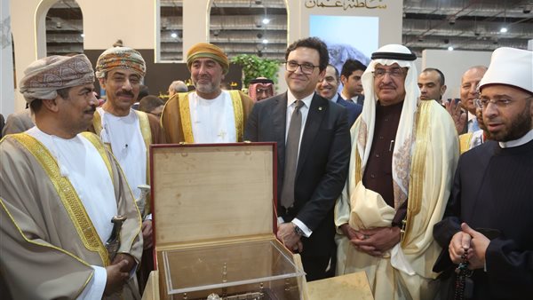 افتتاح المعرض