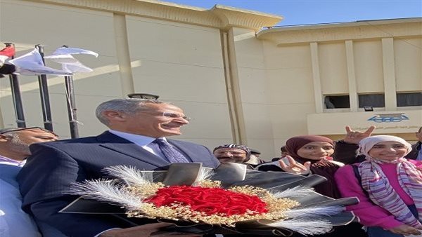 بباقات الورود أهالي