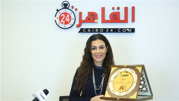 إنجي المقدم خلال