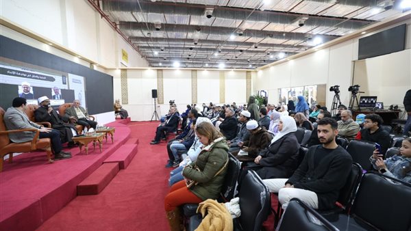  الأمين العام لمجمع