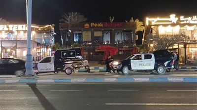 السيطرة على حريق مطعم في ممشى النخيل بالسويس| صور