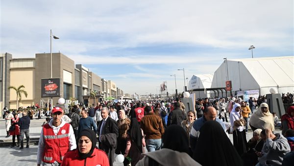  إقبال كبير على المعرض