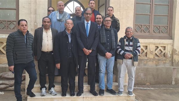 قيادات الوفد فى زيارة