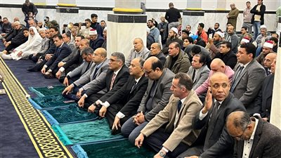 بقراءة القرآن والتواشيح.. محافظ الجيزة يشهد ليلة الإسراء والمعراج بمسجد أبو بكر الصديق
