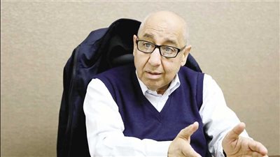 شعبة الأدوية: تعنت الدمغة الطبية يمنع الإفراج عن دواء التصلب المتعدد