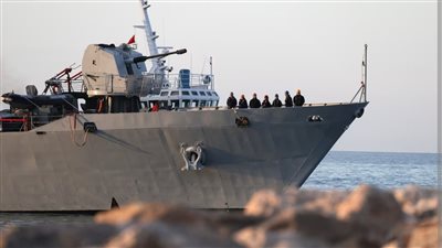 لتوطين اللاجئين.. وصول سفينة إيطالية تحمل 49 مهاجرا إلى ألبانيا