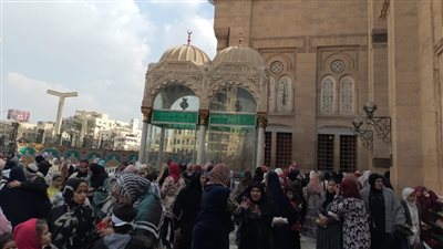 احتفال آلاف المريدين بالليلة الختامية لمولد السيدة زينب | بث مباشر 