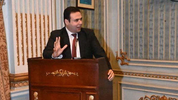  النائب عبد المنعم