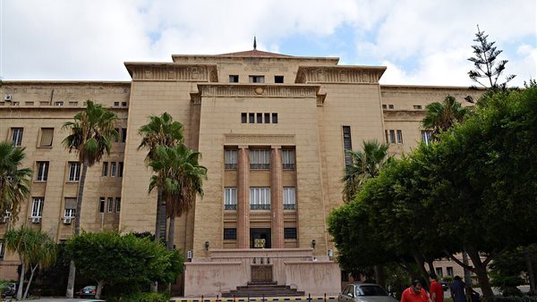 كلية هندسة جامعة