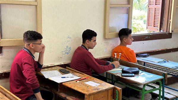 امتحانات الصف الثالث