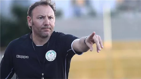 ستيفانو كوزين مدرب