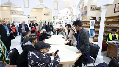 جناح الأزهر بمعرض الكتاب.. ورش عمل وفعاليات متنوعة تعزز القيم التعليمية والتربوية للأطفال والطلاب |صور