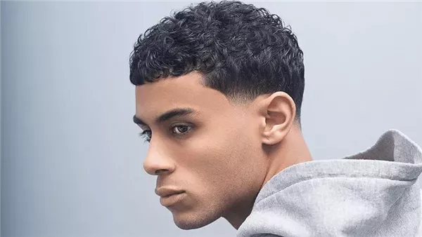 قصات شعر رجالي كيرلي