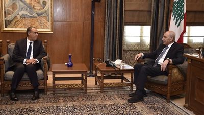 وزير الخارجية يؤكد استعداد مصر للمساهمة في عملية إعادة الإعمار بلبنان